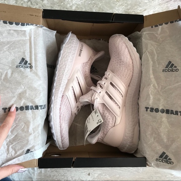 NWT Adidas Ultraboost Women’s Shoes - Picture 4 of 8